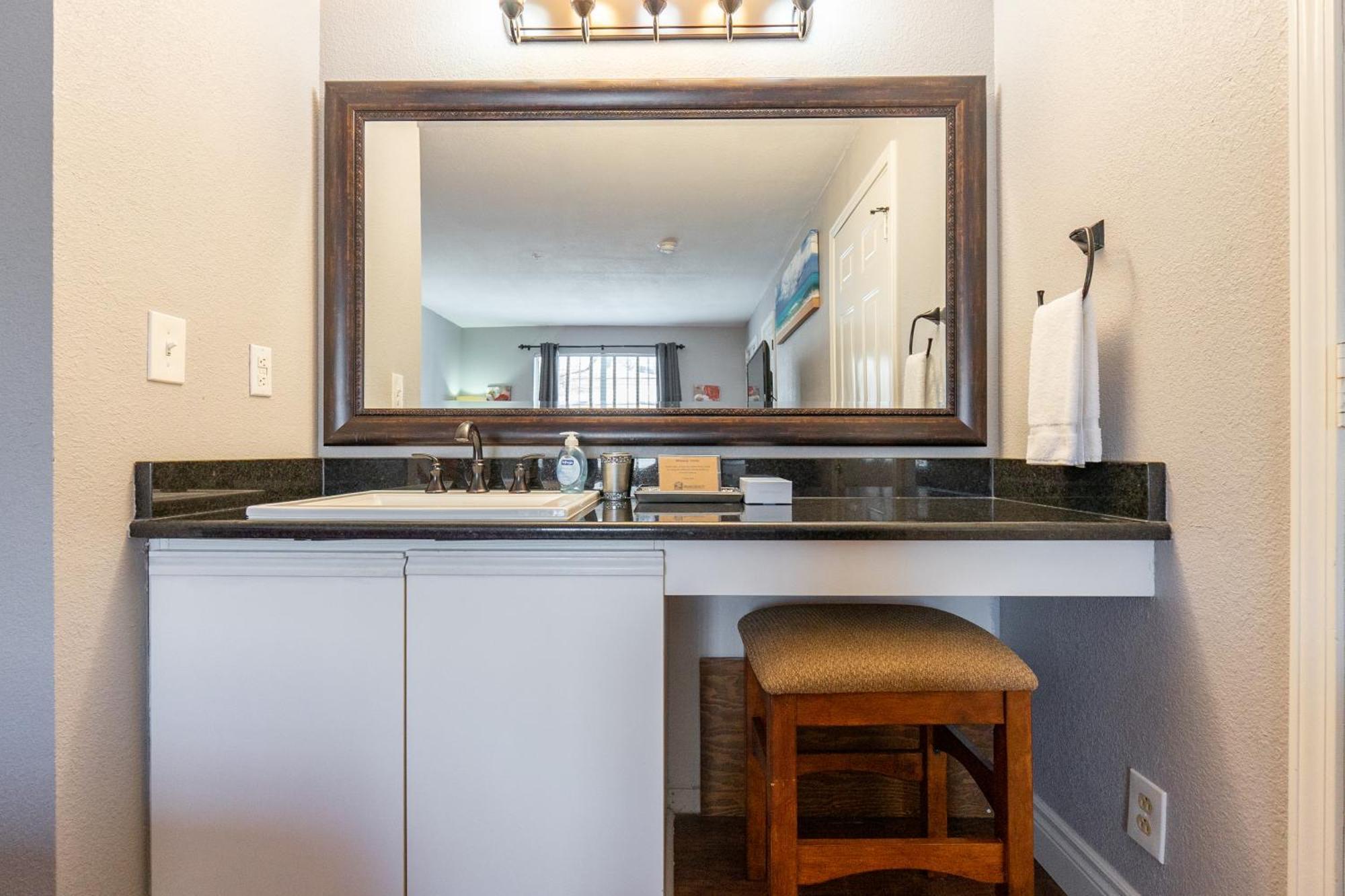 בראנסון 2Br Walk-In Condo - Near The 76 Strip - Free Wifi - Pool - Free Tickets Included - Clb-3 מראה חיצוני תמונה